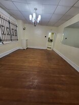 261 S 63rd St in Philadelphia, PA - Building Photo