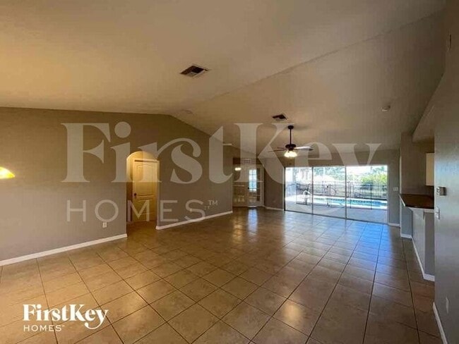 1805 NW 16th Pl in Cape Coral, FL - Building Photo - Building Photo