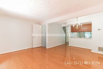 8557 Koluder Ct in Lorton, VA - Building Photo - Building Photo