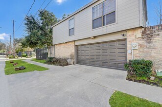 5103 Austin St in Houston, TX - Building Photo - Building Photo