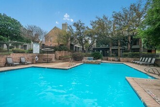 13031 Pk Xing Dr in San Antonio, TX - Building Photo - Building Photo