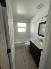9317 Pontiac Dr in Tampa, FL - Building Photo - Building Photo
