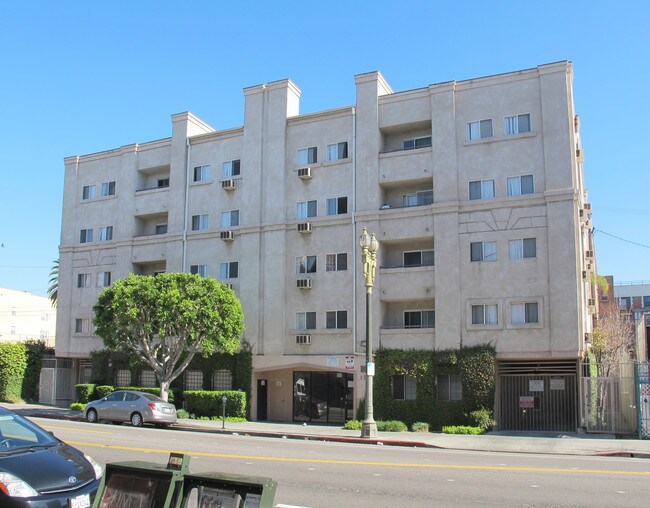 Los Angeles City Lights in Los Angeles, CA - Building Photo - Building Photo