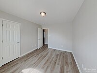 2056 Ballston Pl photo'