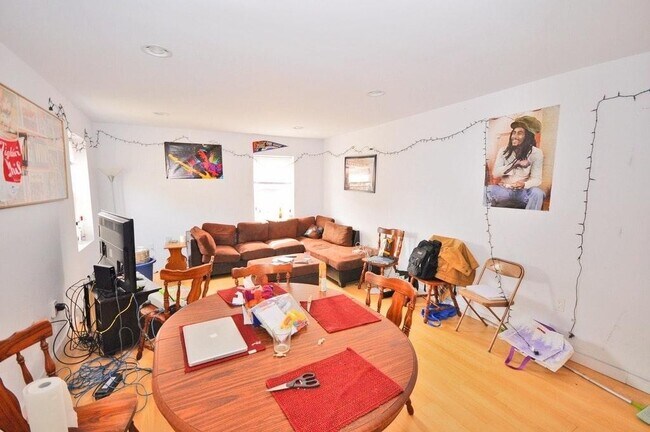 property at 1424 Master St