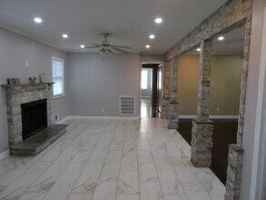 801 Pine Valley Dr in Wilmington, NC - Building Photo - Building Photo