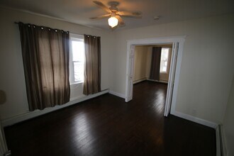 112 Walter St-Unit -2 in Linden, NJ - Foto de edificio - Building Photo