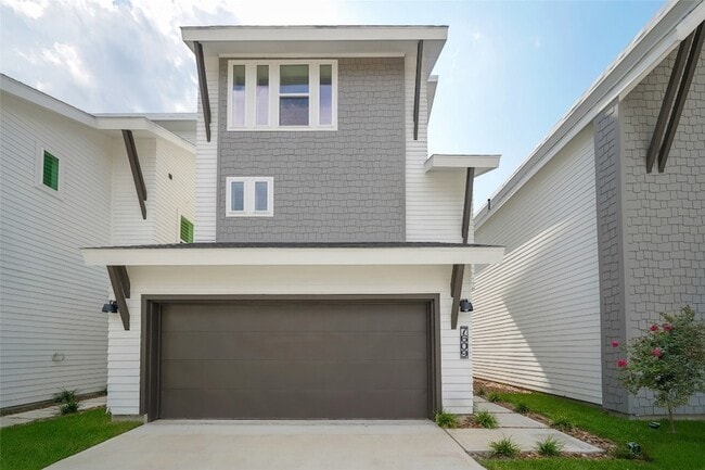 property at 7609 Victory Reserve St