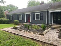 221 Parkview Ave photo'