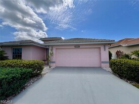 8526 Manderston Ct in Ft. Myers, FL - Building Photo