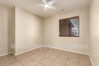 11031 W Elm Ln in Avondale, AZ - Building Photo - Building Photo