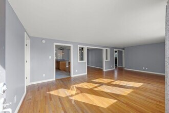 548 Jo Ann Ct in Lockport, IL - Building Photo - Building Photo