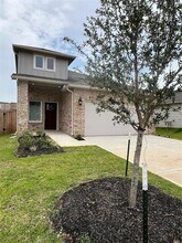 6737 Chinapkin Oak Ln in Conroe, TX - Foto de edificio - Building Photo