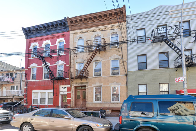 1416 66th St in Brooklyn, NY - Building Photo - Building Photo