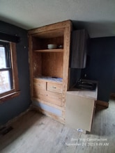 2057 N Charles St in Decatur, IL - Foto de edificio - Building Photo