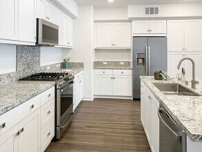 1893 Union St in Anaheim, CA - Building Photo - Building Photo