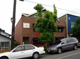 6512 Phinney Ave in Seattle, WA - Foto de edificio - Building Photo