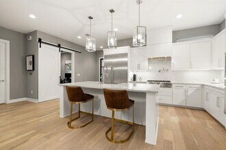 1908 Kinney Ave in Austin, TX - Building Photo - Building Photo