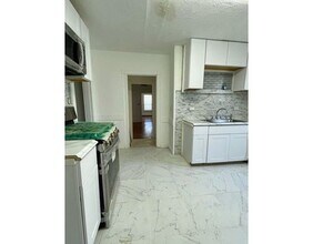 16 Gannett St-Unit -1 in Boston, MA - Foto de edificio - Building Photo