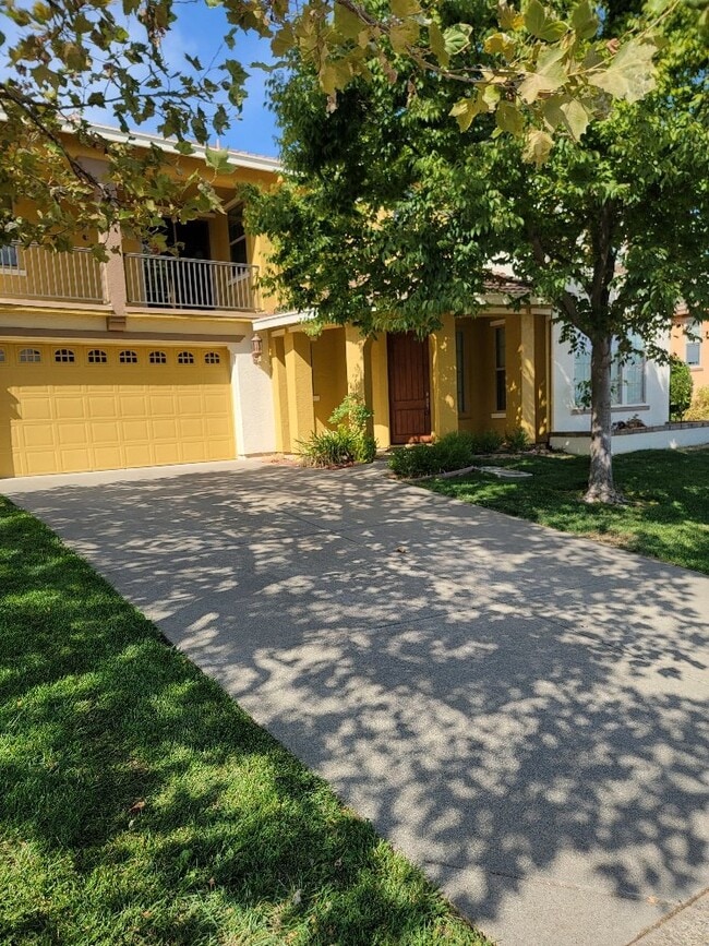 property at 371 Longhorn Rd