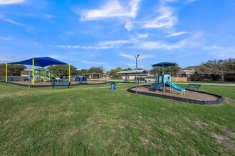 17414 Bishopsgate Dr in Pflugerville, TX - Building Photo - Building Photo