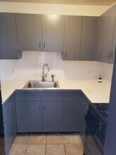74 4th St, Unit 2nd floor in Hamden, CT - Building Photo - Building Photo