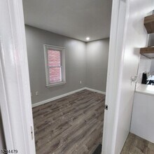 333 Clinton St in Haledon, NJ - Building Photo - Building Photo