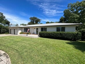 320 Gamarra Rd in Pensacola, FL - Building Photo - Building Photo