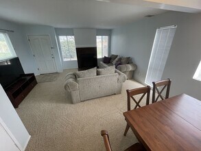 18241 St Andrews Dr in Tehachapi, CA - Building Photo - Building Photo