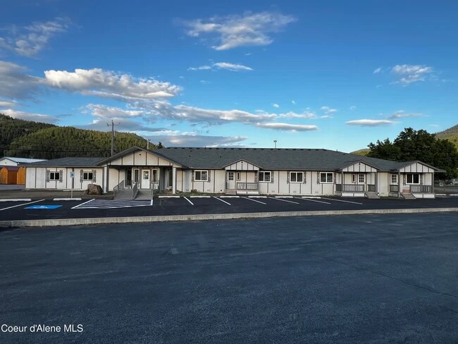 property at 140 Railroad Ave