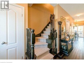 75 Liddycoat Ln in Hamilton, ON - Building Photo - Building Photo