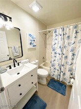 645 Squire Ct in Naples, FL - Foto de edificio - Building Photo