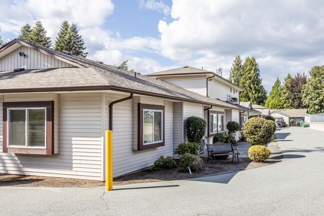 Willow Manor in Chilliwack, BC - Building Photo - Building Photo