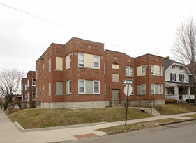 1400 Hamlet St Apartamentos