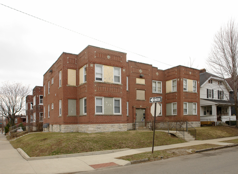 1400 Hamlet St in Columbus, OH - Building Photo