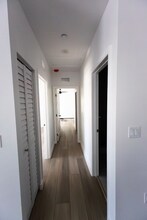 527 N Garden Ave in Clearwater, FL - Foto de edificio - Building Photo