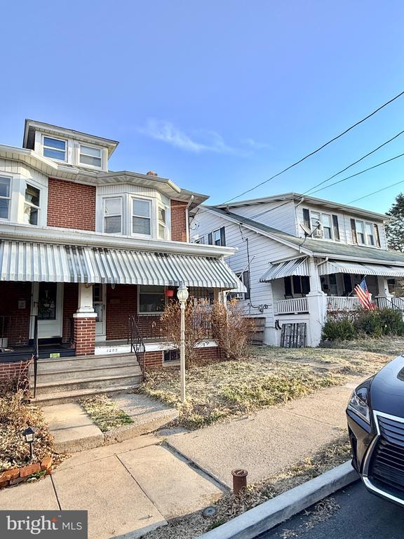 1203 Cherry St in Pottstown, PA - Building Photo - Building Photo