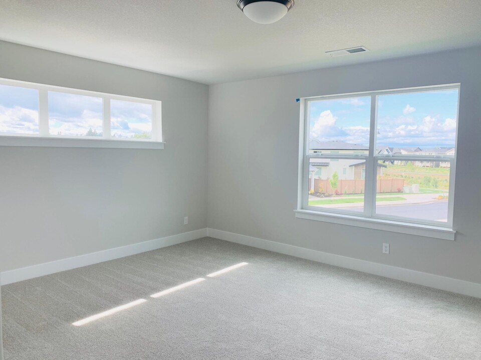 7149 SE Bristletail Ln in Hillsboro, OR - Building Photo