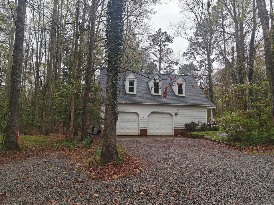 15021 Three Creeks Ln in Montpelier, VA - Building Photo