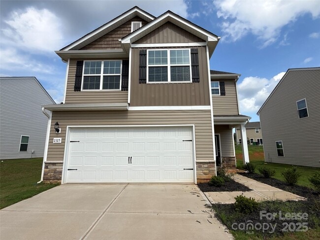 2325 Transatlantic Ave in Charlotte, NC - Building Photo - Building Photo