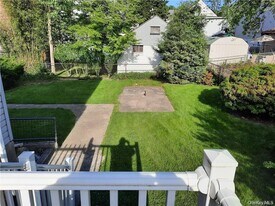 12 Horatio St in Yonkers, NY - Building Photo