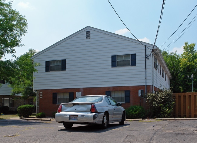 3263-3287 Lakeview St in Cincinnati, OH - Foto de edificio - Building Photo