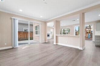 967 Dainty Ave in Brentwood, CA - Building Photo - Building Photo