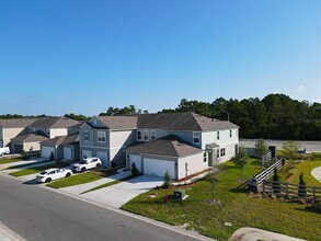 121 Redbud Rd in Palm Coast, FL - Building Photo - Building Photo