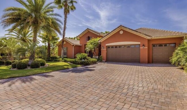 520 Catania Ln in Kissimmee, FL - Building Photo - Building Photo