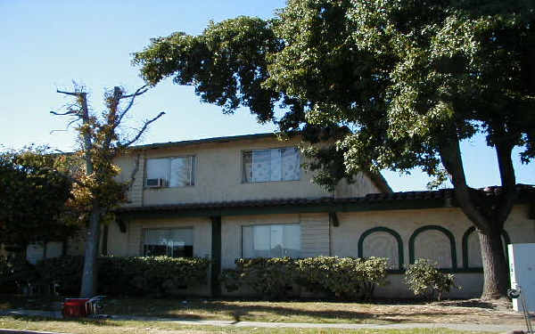 691 Menker Ave in San Jose, CA - Building Photo