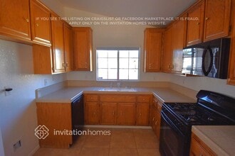 234 Lapwing Ln in Galt, CA - Foto de edificio - Building Photo