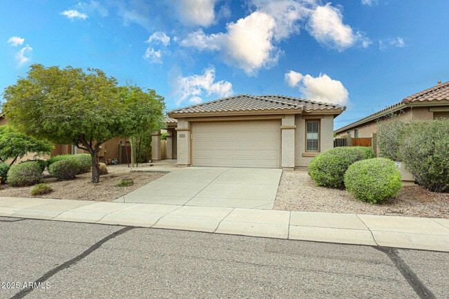 property at 42914 N Challenger Trail