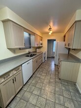 286 Trudeau Dr in Sarnia, ON - Building Photo - Building Photo