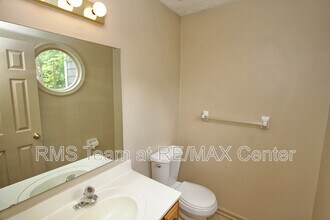 1381 Omie Way in Lawrenceville, GA - Building Photo - Building Photo